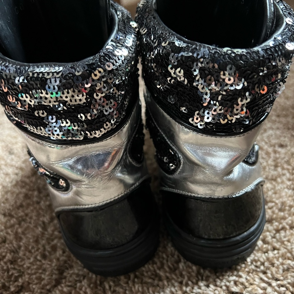 Louis Vuitton Women's Silver & Black Sequin Leather Straps High-Top Sneakers. - Picture 9 of 10